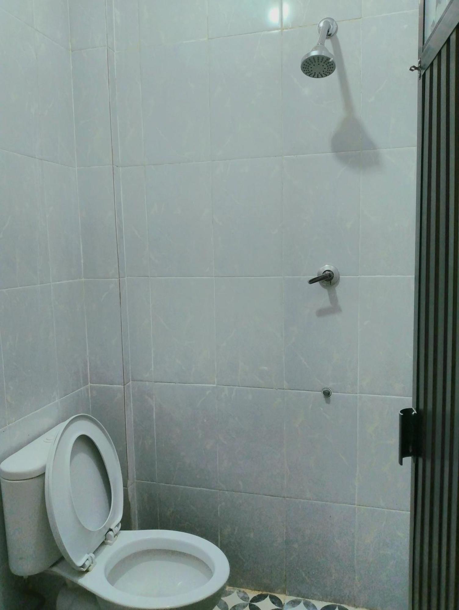 Grha Raf Homestay Makale Zewnętrze zdjęcie